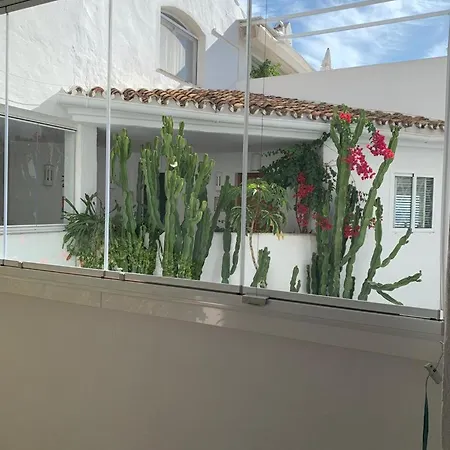 Apartment Charming In Puerto Banus